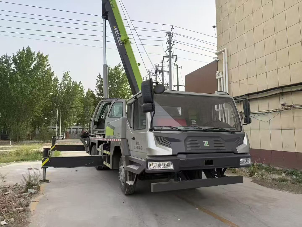 Zoomlion 35-ton - Mobile crane: picture 5 Zoomlion 35-ton - Mobile crane: picture 5