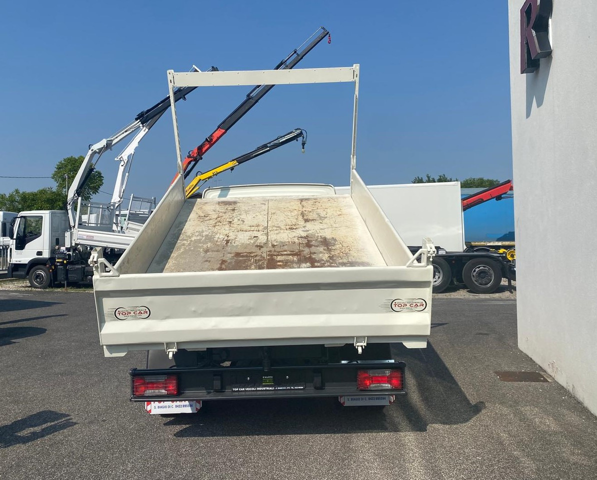 IVECO DAILY 35C12 - Tipper van: picture 5 IVECO DAILY 35C12 - Tipper van: picture 5