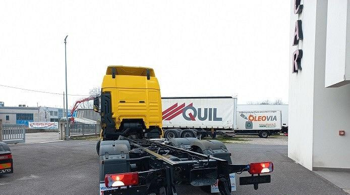 MAN TGX 26.500 EURO 6 2019 A TELAIO FULL OPTIONAL - Cab chassis truck: picture 5 MAN TGX 26.500 EURO 6 2019 A TELAIO FULL OPTIONAL - Cab chassis truck: picture 5