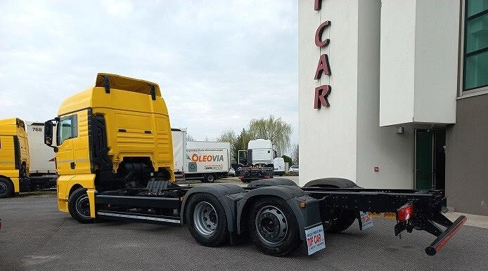 Cab chassis truck MAN TGX 26.500 MOTRICE 3 ASSI TELAIO EURO 6 2019: picture 7