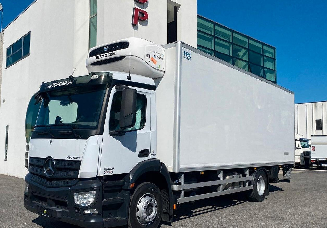 MERCEDES ANTOS 18.33 - Refrigerator truck: picture 2 MERCEDES ANTOS 18.33 - Refrigerator truck: picture 2