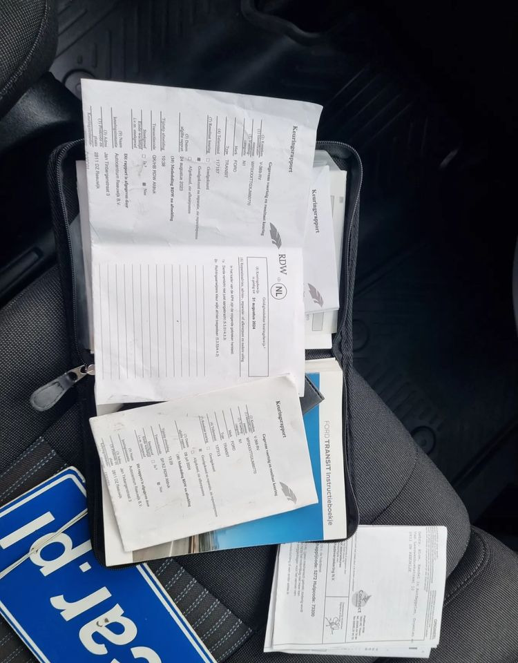 Lease a  Ford Transit Ford Transit: picture 31