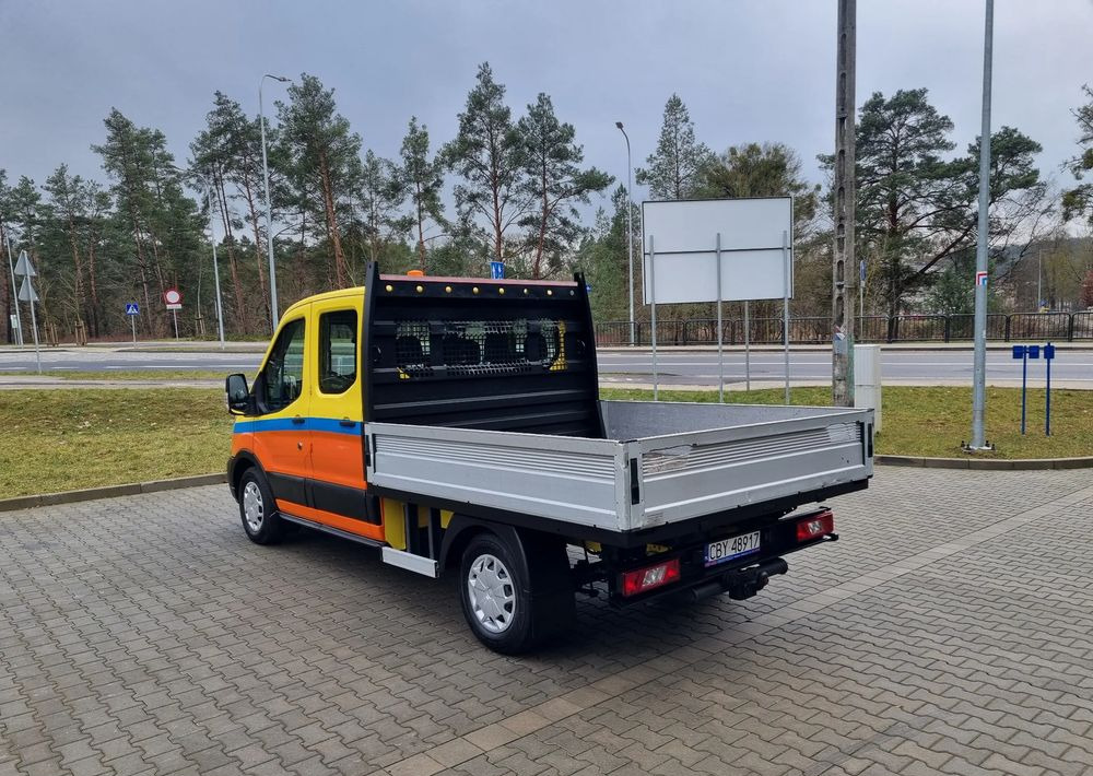 Ford Transit - Flatbed van: picture 5 Ford Transit - Flatbed van: picture 5