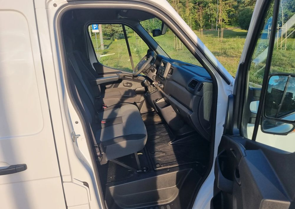 Panel van Opel Movano: picture 13