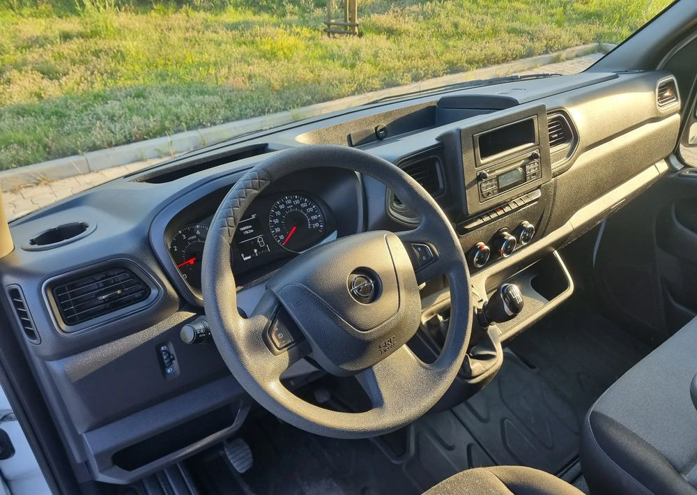 Panel van Opel Movano: picture 17