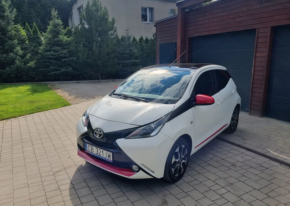 Toyota Aygo 1.0 VVT-i Sprint EU6 - Car: picture 1 Toyota Aygo 1.0 VVT-i Sprint EU6 - Car: picture 1