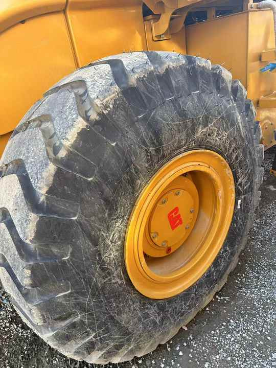 90% New CAT 950h Used Wheel Loader, Powerful, Low Price, and Very Good Quality - Wheel loader: picture 4 90% New CAT 950h Used Wheel Loader, Powerful, Low Price, and Very Good Quality - Wheel loader: picture 4