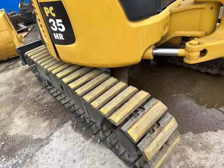 Best Quality Komatsu PC35mr Used Mini Excavator Earth-moving Machinery in Good Performance - Mini excavator: picture 5 Best Quality Komatsu PC35mr Used Mini Excavator Earth-moving Machinery in Good Performance - Mini excavator: picture 5