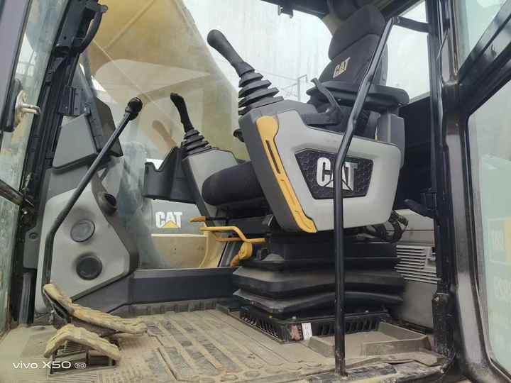 Cat Heavy Equipment Cat 320gc Excavator , Original Used Cat Excavator , Cat Digger 320gc - Crawler excavator: picture 3 Cat Heavy Equipment Cat 320gc Excavator , Original Used Cat Excavator , Cat Digger 320gc - Crawler excavator: picture 3