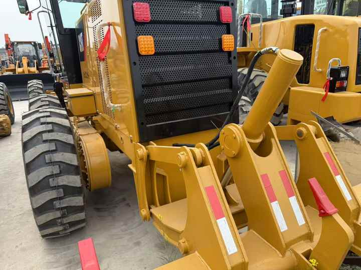 Certified CAT 140G Grader Used Construction Machine | No Accidents, Ready to Work | Price Negotiable - Grader: picture 4 Certified CAT 140G Grader Used Construction Machine | No Accidents, Ready to Work | Price Negotiable - Grader: picture 4
