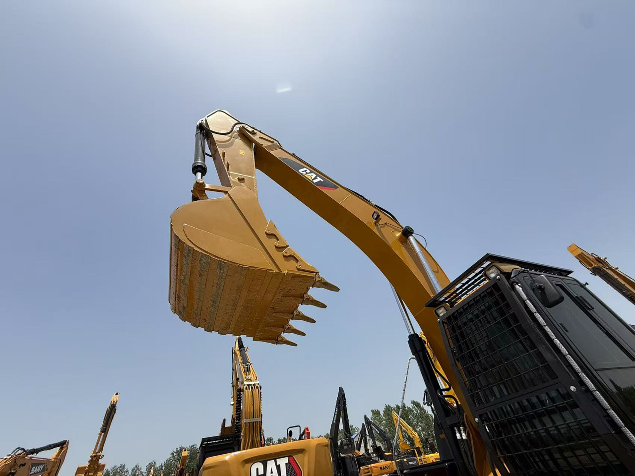 CATERPILLAR Used caterpillar brand 336d excavator on sale excellent condition high quality cat320 .330 336 excavator in stoc - Construction machinery: picture 3 CATERPILLAR Used caterpillar brand 336d excavator on sale excellent condition high quality cat320 .330 336 excavator in stoc - Construction machinery: picture 3