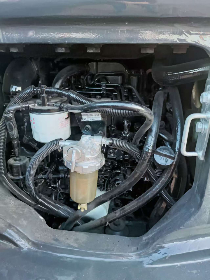 KOMATSU Best Quality Komatsu PC35mr Used Mini Excavator Earth-moving Machinery in Good Condition - Construction machinery: picture 5 KOMATSU Best Quality Komatsu PC35mr Used Mini Excavator Earth-moving Machinery in Good Condition - Construction machinery: picture 5