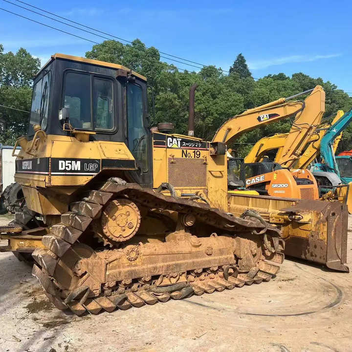 Good Condition D5M Mini Bulldozer New Crawler Bulldozer with Parts Price Bulldozers - Bulldozer: picture 1 Good Condition D5M Mini Bulldozer New Crawler Bulldozer with Parts Price Bulldozers - Bulldozer: picture 1