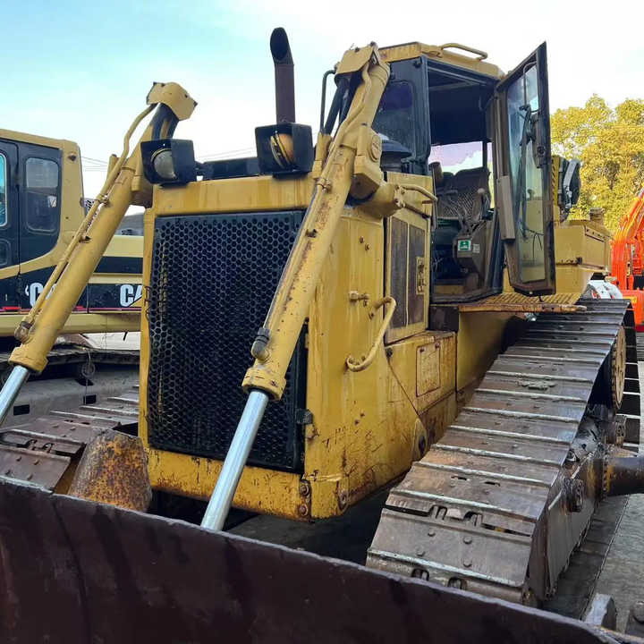 Good Condition D6h Mini Bulldozer New Crawler Bulldozer with Parts Price Bulldozers - Bulldozer: picture 2 Good Condition D6h Mini Bulldozer New Crawler Bulldozer with Parts Price Bulldozers - Bulldozer: picture 2