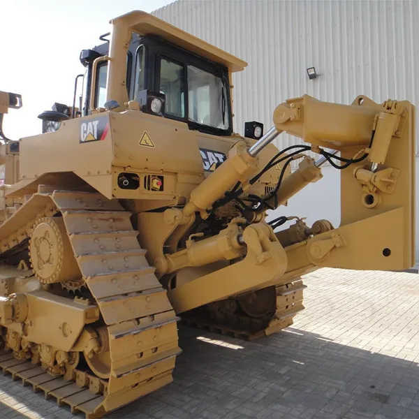 Good Condition D8r Mini Bulldozer New Crawler Bulldozer with Parts Price Bulldozers - Bulldozer: picture 3 Good Condition D8r Mini Bulldozer New Crawler Bulldozer with Parts Price Bulldozers - Bulldozer: picture 3