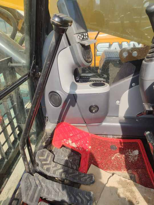 Hot Selling High Quality Used Excavator CAT 330D Hydraulic Excavator in Stock - Crawler excavator: picture 4 Hot Selling High Quality Used Excavator CAT 330D Hydraulic Excavator in Stock - Crawler excavator: picture 4