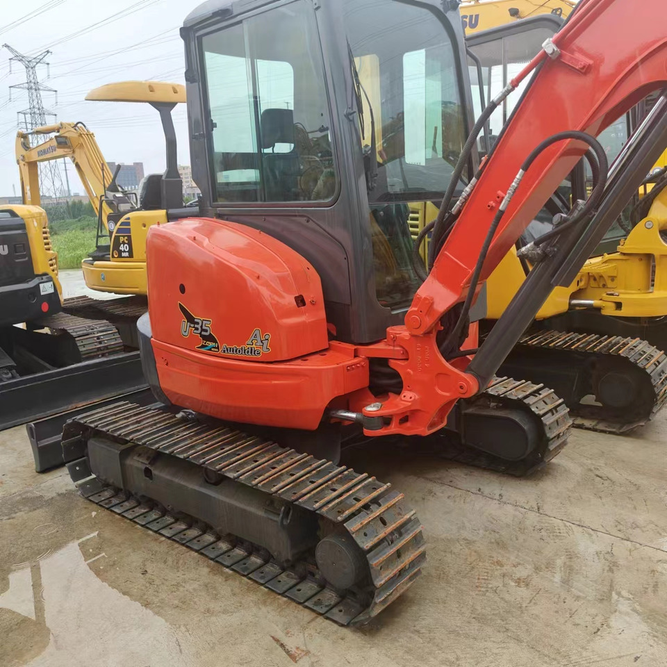KUBOTA U35 - Mini excavator: picture 1 KUBOTA U35 - Mini excavator: picture 1