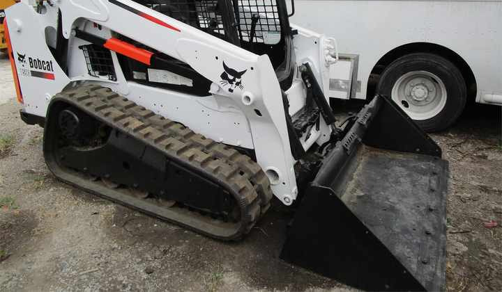 Used Bobcat T590 Used Skid Steer Loader with Good Condition for Sale S160 S185 S300 S330 T590 3T 4T 5T 2T - Skid steer loader: picture 2 Used Bobcat T590 Used Skid Steer Loader with Good Condition for Sale S160 S185 S300 S330 T590 3T 4T 5T 2T - Skid steer loader: picture 2