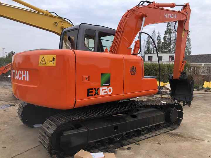 Used Hitachi Ex120 Wheel Excavator for Sale Japan Made Hitachi Ex120 Wheeled Excavator for Sale - Excavator: picture 3 Used Hitachi Ex120 Wheel Excavator for Sale Japan Made Hitachi Ex120 Wheeled Excavator for Sale - Excavator: picture 3