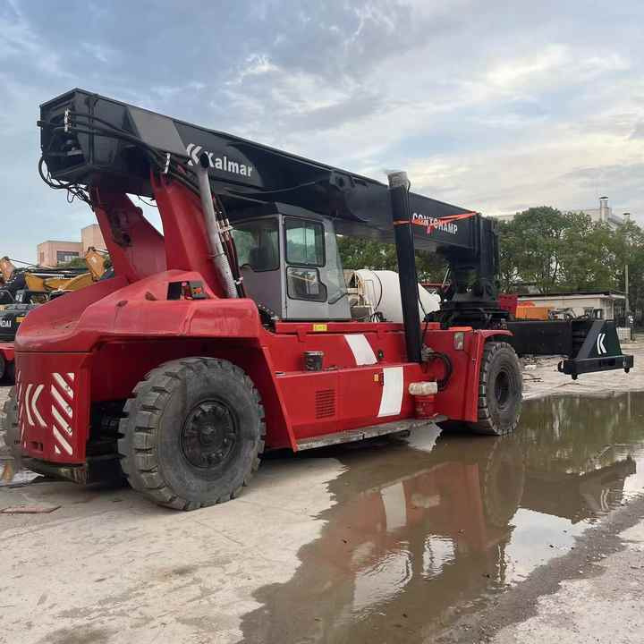 Used KALMAR DRF450-60S5 Port Reach Stacker Container Dedicated 45t - Reach stacker: picture 2 Used KALMAR DRF450-60S5 Port Reach Stacker Container Dedicated 45t - Reach stacker: picture 2