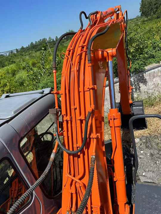 Wheel excavator Used Wheel Excavator Hitachi ZX 130W Made in Japan 13ton Hitachi Zx130w Wheel Excavator Price Used Hitachi Zx130 Excavator SALE: picture 6