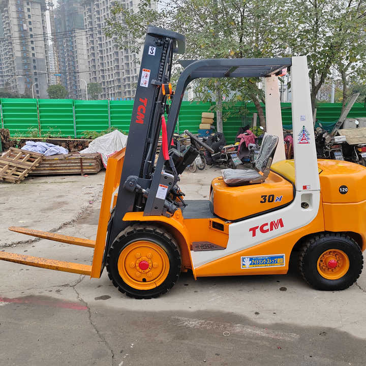 Very Cheap Price 3 Tonne TCM Forklift Run Performance TCM30 Forklift for Sale - Forklift: picture 1 Very Cheap Price 3 Tonne TCM Forklift Run Performance TCM30 Forklift for Sale - Forklift: picture 1