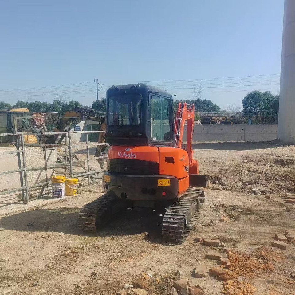 Kubota U30 - Mini excavator: picture 1 Kubota U30 - Mini excavator: picture 1