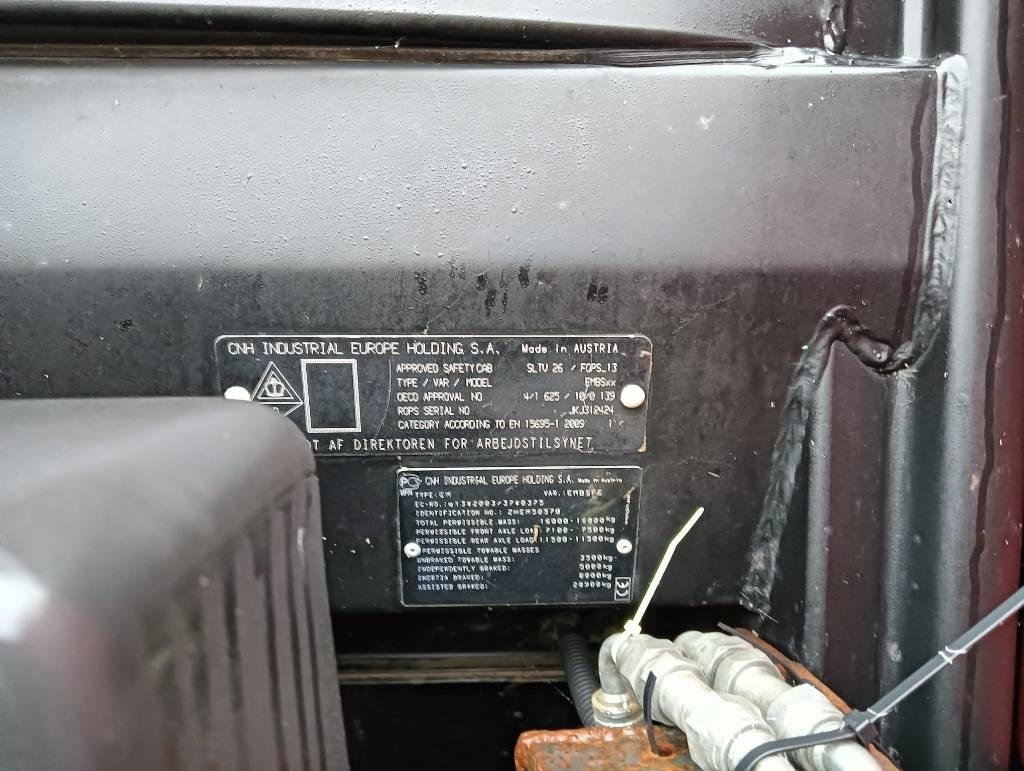 Farm tractor Case Optum 270: picture 15