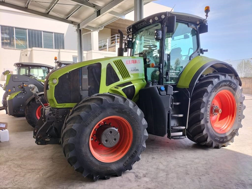 Claas Axion 950 Cmatic - Farm tractor: picture 3 Claas Axion 950 Cmatic - Farm tractor: picture 3