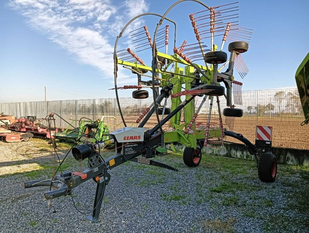 Claas LINER 2600 TREND - Tedder/ Rake: picture 1 Claas LINER 2600 TREND - Tedder/ Rake: picture 1