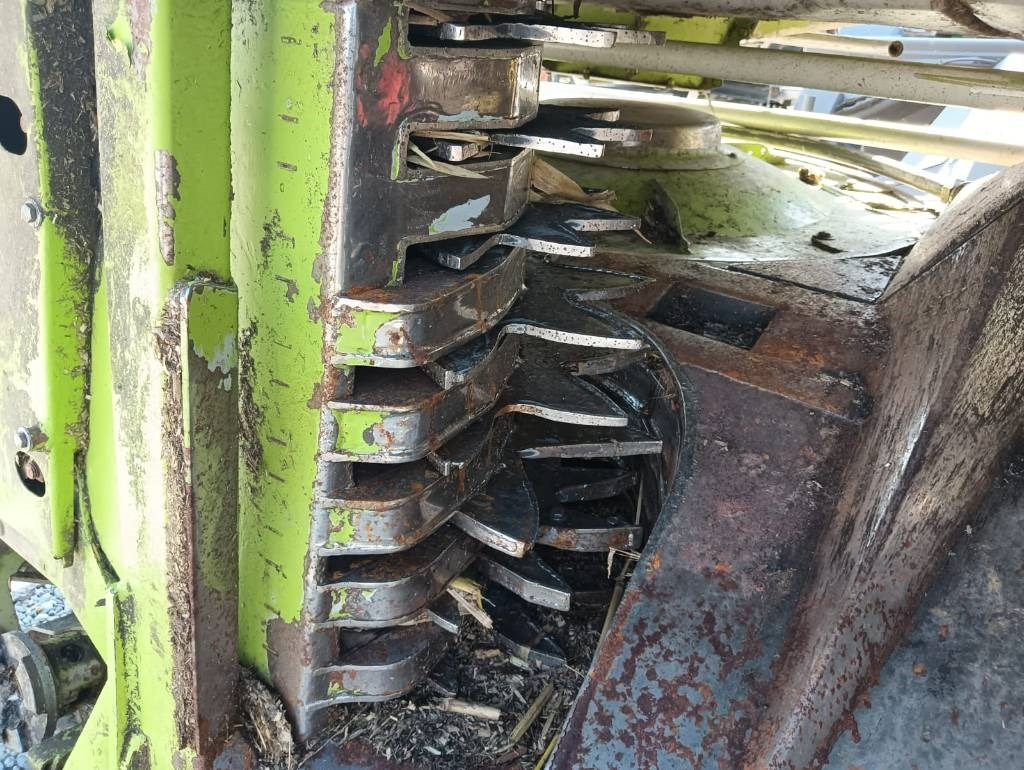 Claas Orbis 900 - Corn header: picture 2 Claas Orbis 900 - Corn header: picture 2