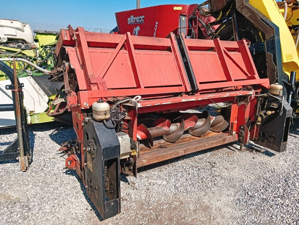 Dominoni 8 FILE - Harvester attachment: picture 1 Dominoni 8 FILE - Harvester attachment: picture 1