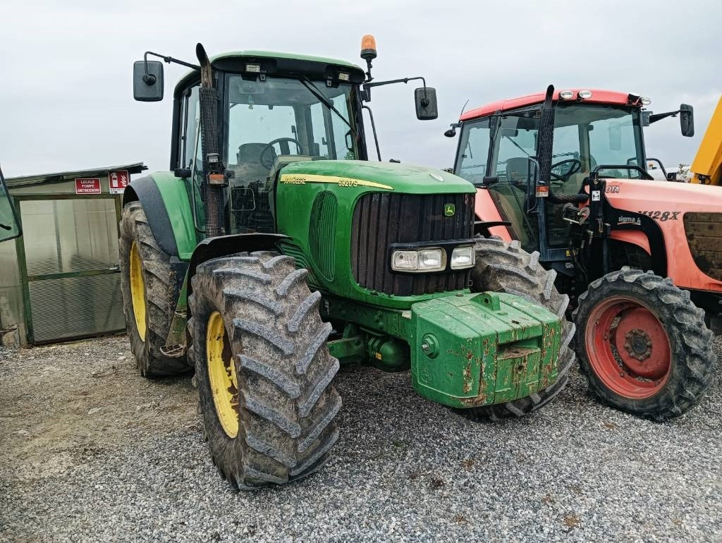 John Deere 6920 - Farm tractor: picture 1 John Deere 6920 - Farm tractor: picture 1