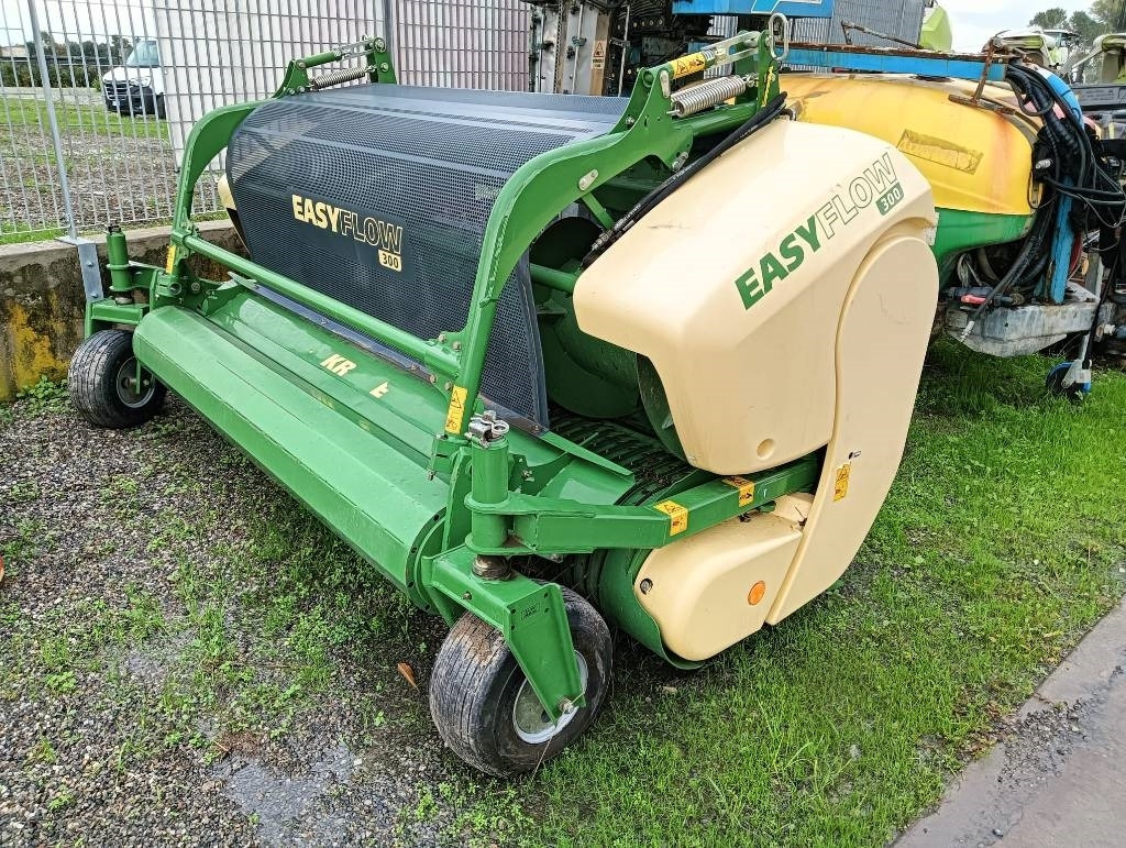 Krone Easy Flow 300 - Forage harvester attachment: picture 1 Krone Easy Flow 300 - Forage harvester attachment: picture 1