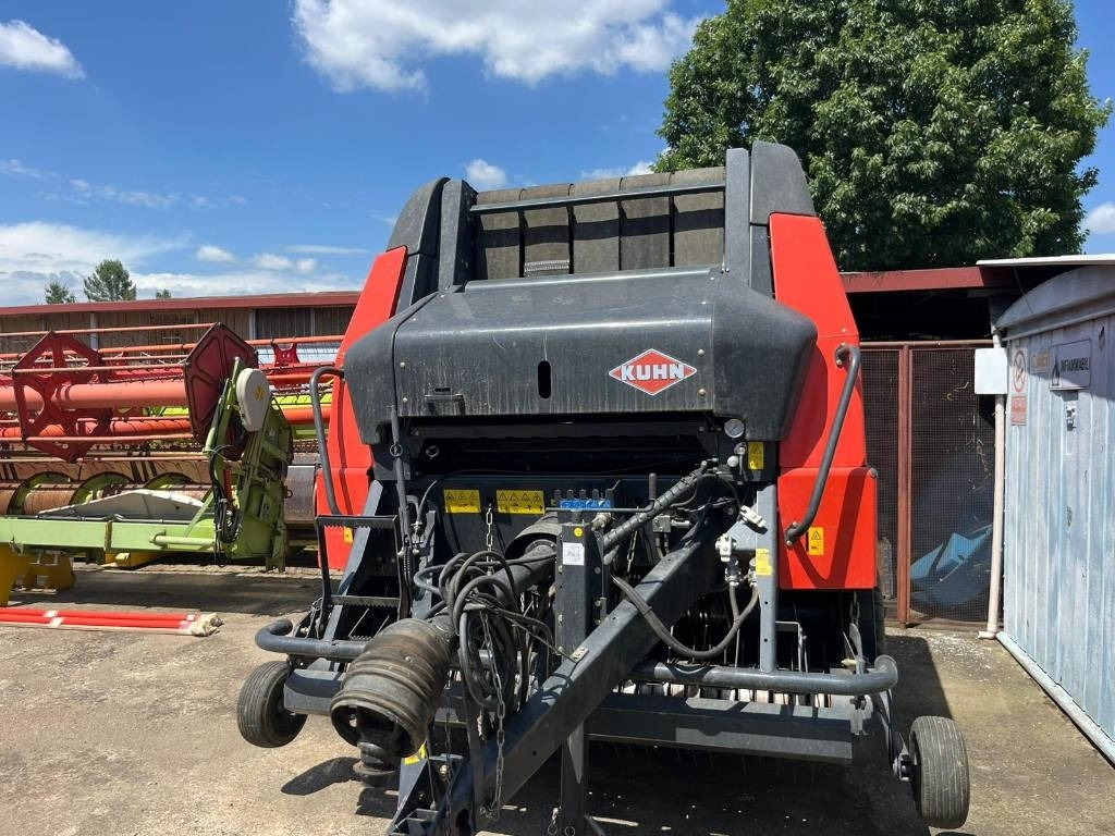 Kuhn VB 2160 - Round baler: picture 2 Kuhn VB 2160 - Round baler: picture 2