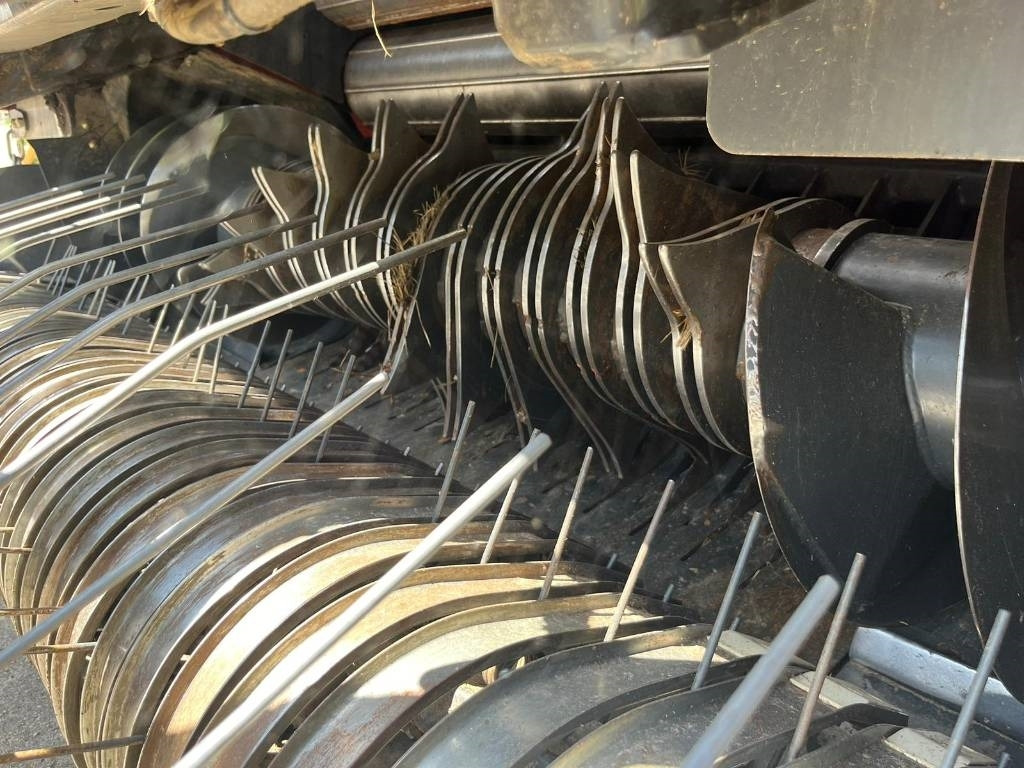 Kuhn VB 2160 - Round baler: picture 3 Kuhn VB 2160 - Round baler: picture 3