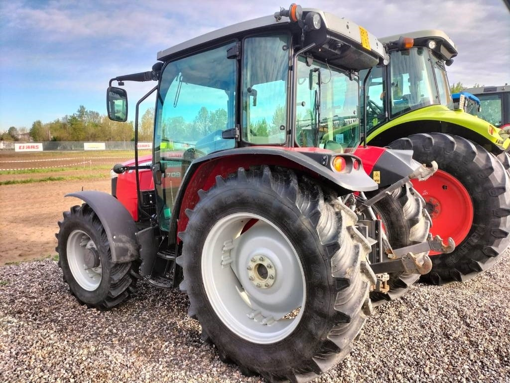 Massey Ferguson 4709 - Farm tractor: picture 3 Massey Ferguson 4709 - Farm tractor: picture 3