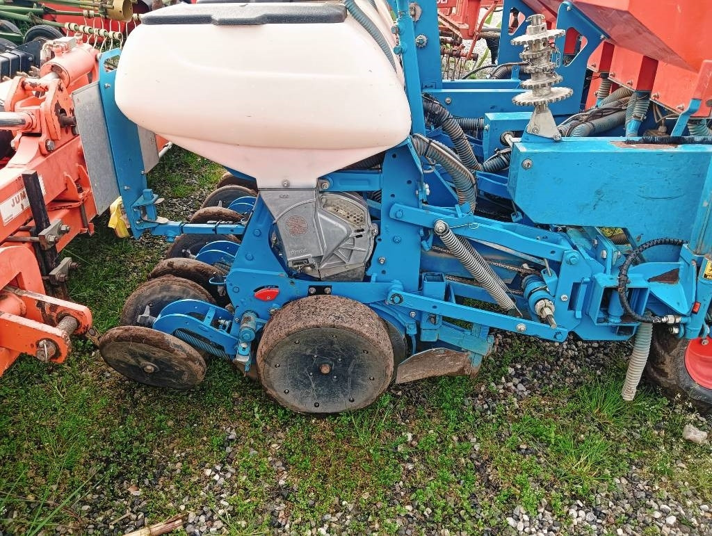 Monosem NG PLUS 4 - Precision sowing machine: picture 4 Monosem NG PLUS 4 - Precision sowing machine: picture 4