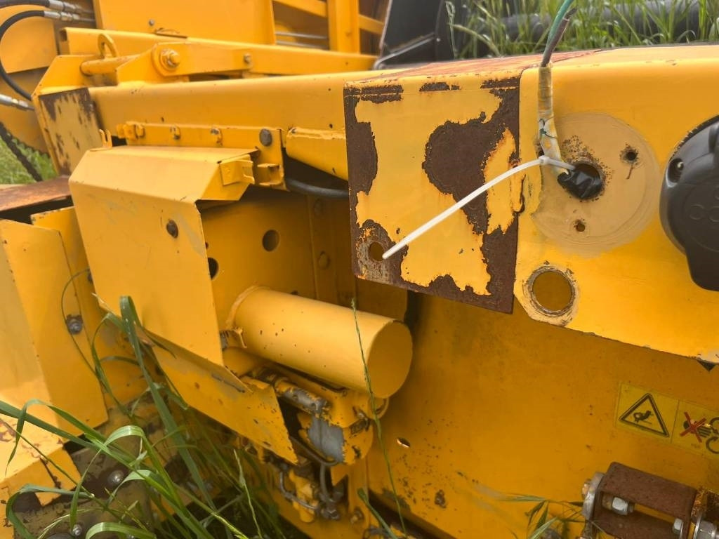 New Holland SOIA 4.4 - Harvester attachment: picture 3 New Holland SOIA 4.4 - Harvester attachment: picture 3