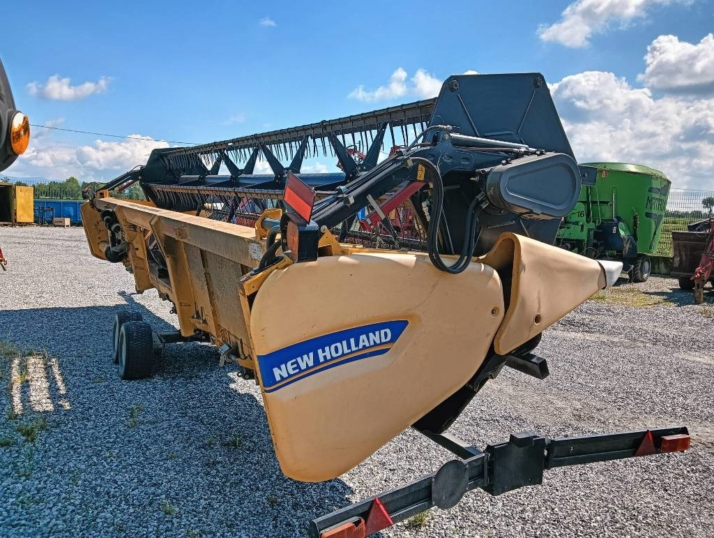New Holland SOIA FLEX 7 MT - Harvester attachment: picture 2 New Holland SOIA FLEX 7 MT - Harvester attachment: picture 2