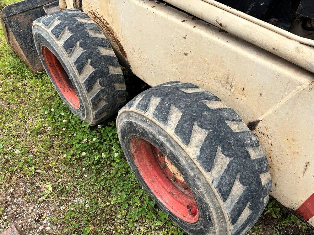 Bobcat 825 - Wheel loader: picture 3 Bobcat 825 - Wheel loader: picture 3