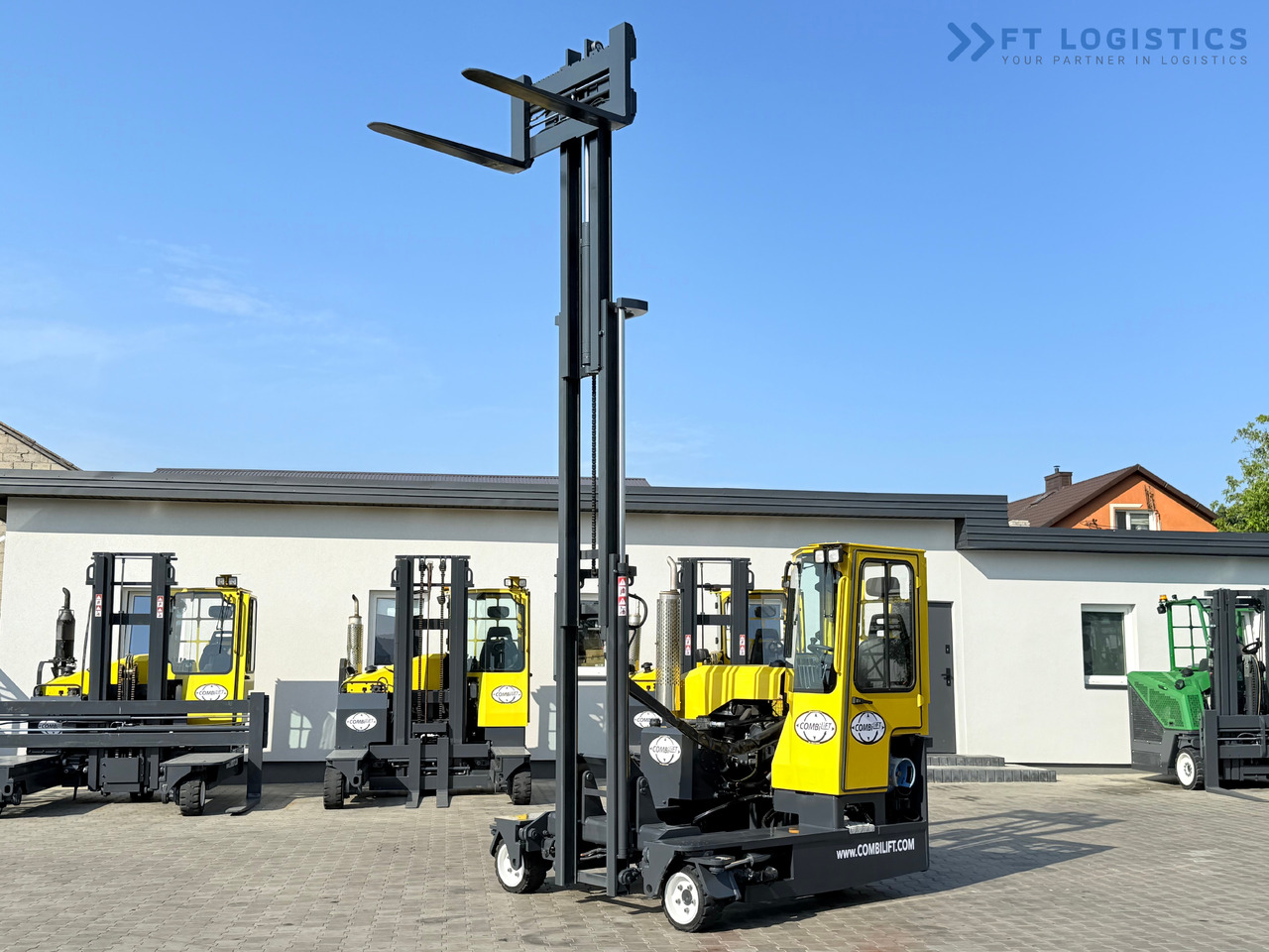 4-way reach truck COMBILIFT C3000 / GAS / TRIPLEX - 4900MM / ONLY 1537 HOURS / FORK POSITIONER / CABIN / LIKE NEW: picture 46