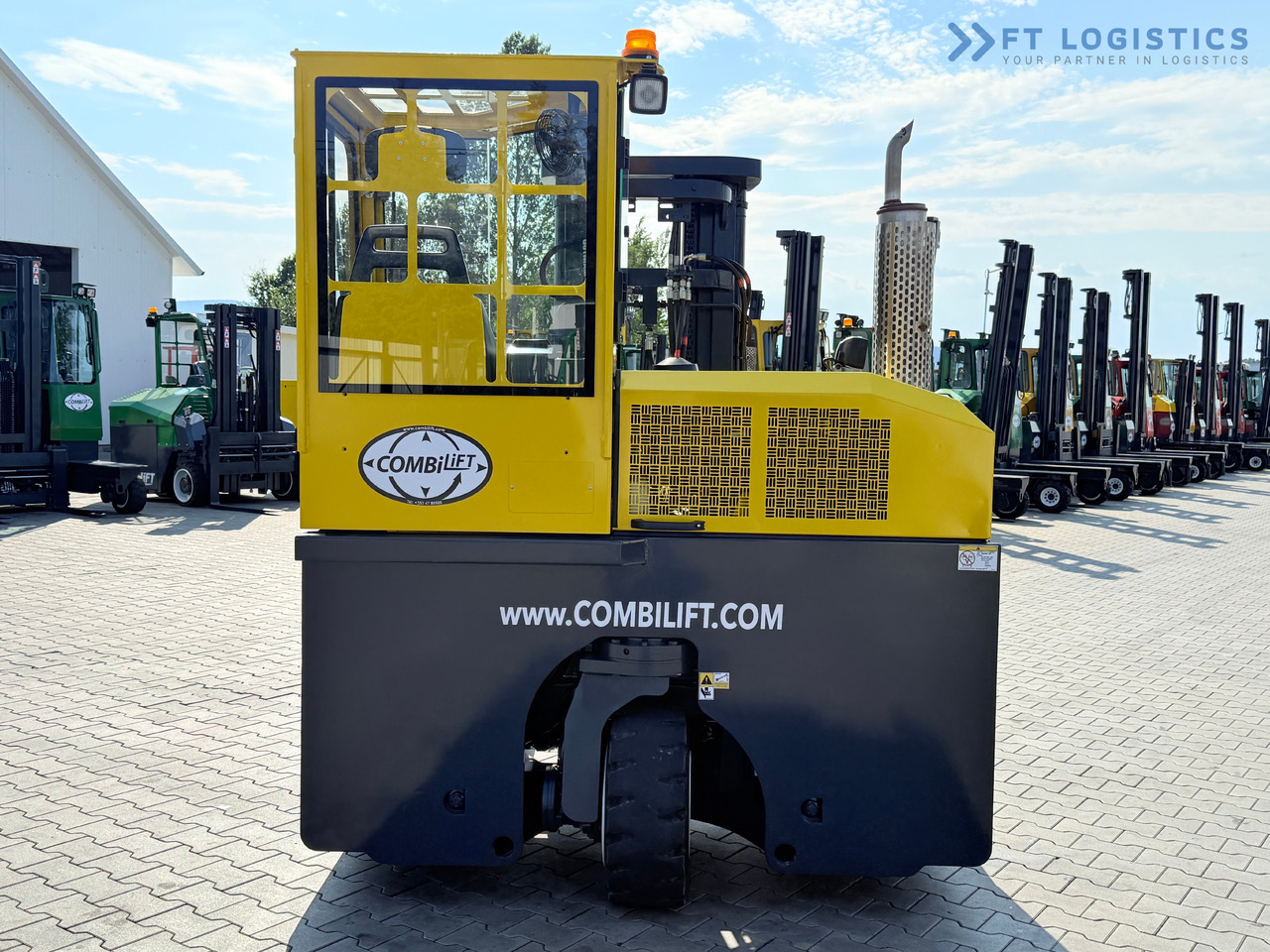 4-way reach truck COMBILIFT C3000 / GAS / TRIPLEX - 4900MM / ONLY 1537 HOURS / FORK POSITIONER / CABIN / LIKE NEW: picture 13