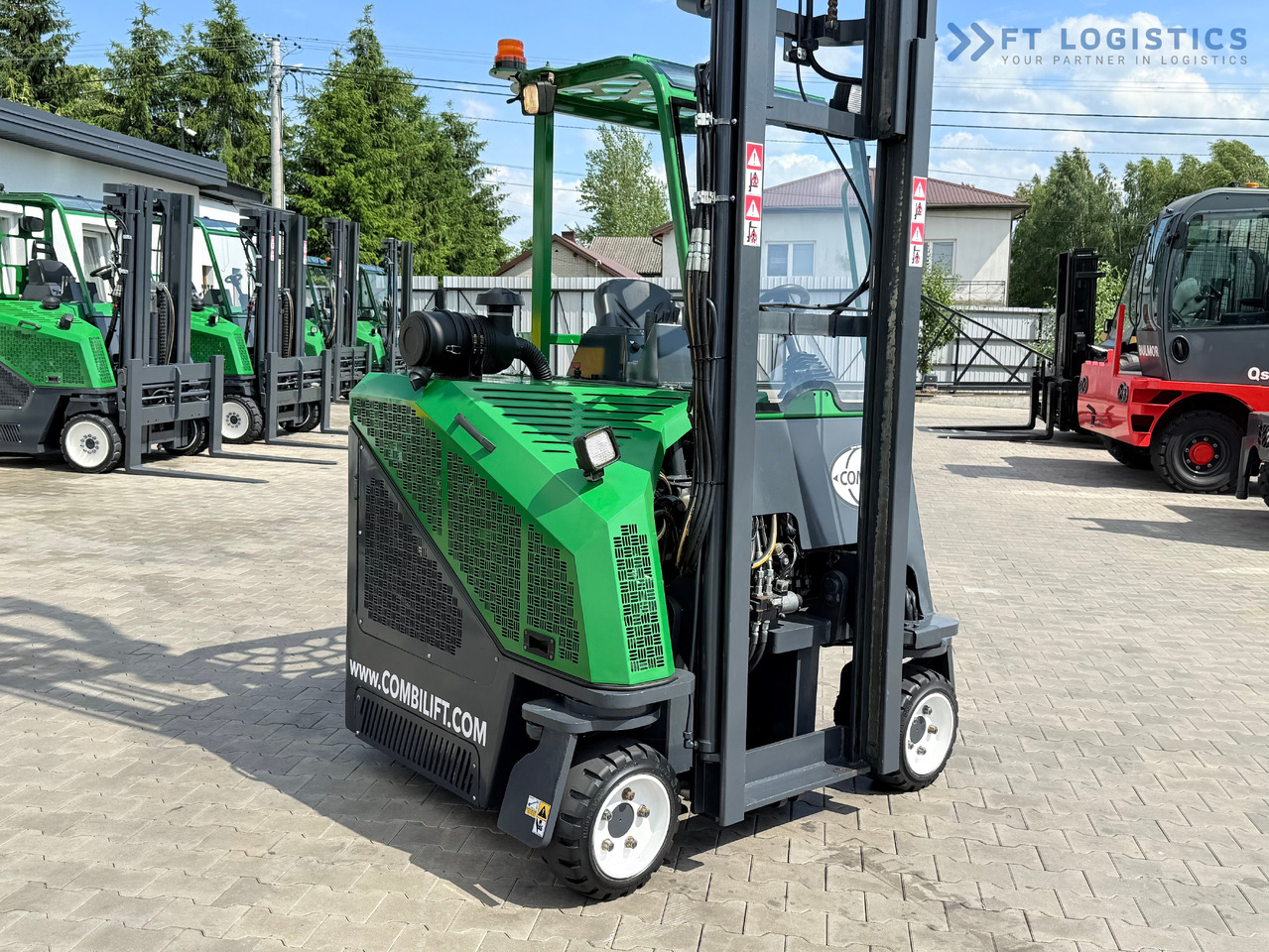 New 4-way reach truck COMBILIFT CB2500 / DIESEL / EXTENDABLE FORKS / TRIPLEX / 5500MM / FREE LIFT / SIDE SHIFT / FORK POSITIONER / LIKE NEW: picture 37