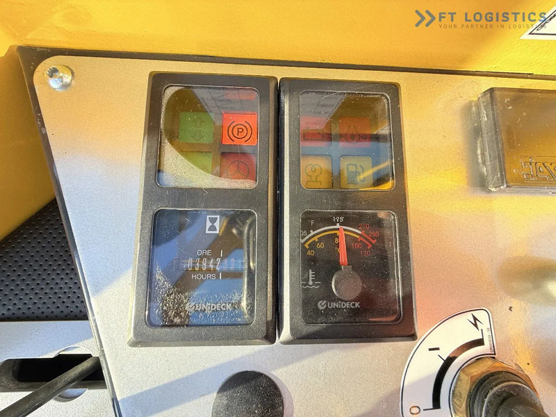 4-way reach truck Combilift C4000 – LPG – DUPLEX 4600mm – FREE LIFT – SIDE SHIFT – EXCELLENT CONDITION Wide selection of four-way and side-loading forklifts: picture 18 4-way reach truck Combilift C4000 – LPG – DUPLEX 4600mm – FREE LIFT – SIDE SHIFT – EXCELLENT CONDITION Wide selection of four-way and side-loading forklifts: picture 18