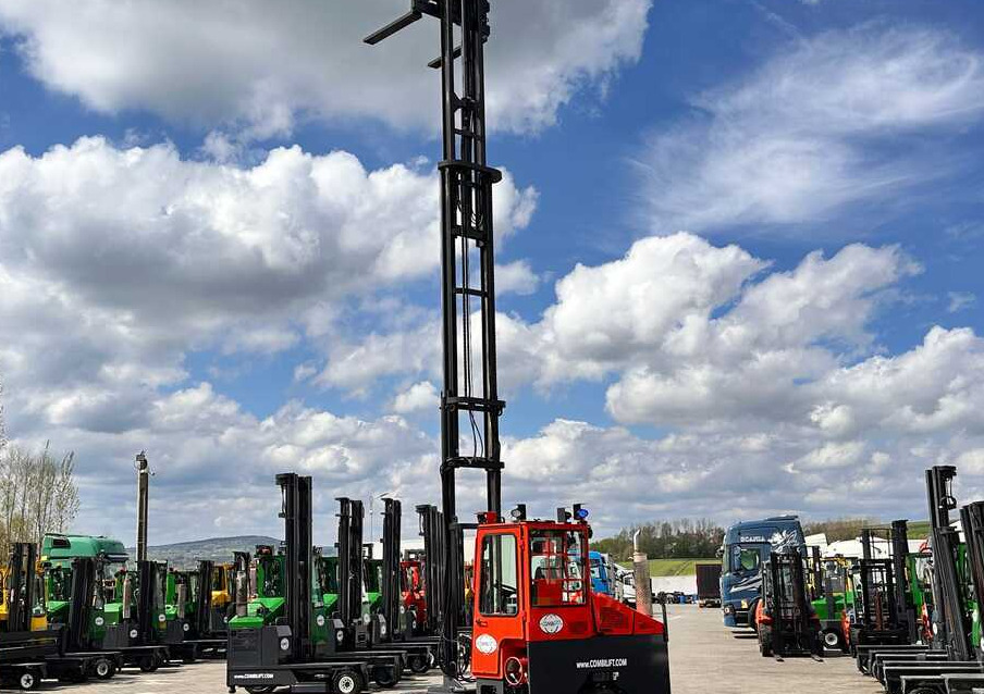 4-way reach truck Combilift C4000 / TRIPLEX / 9300MM / FREE LIFT / FORK POSITIONER / GAS / CABIN / LIKE NEW: picture 35