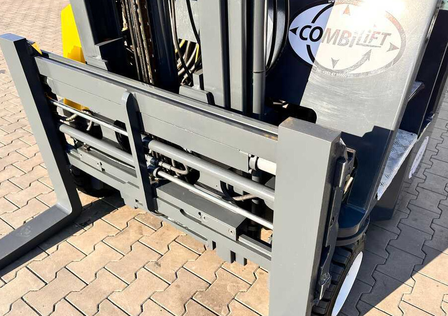 4-way reach truck Combilift CB3000 / LPG / DUPLEX / 4000MM / FREE LIFT / NEW BAND TIRES / LIKE NEW: picture 18