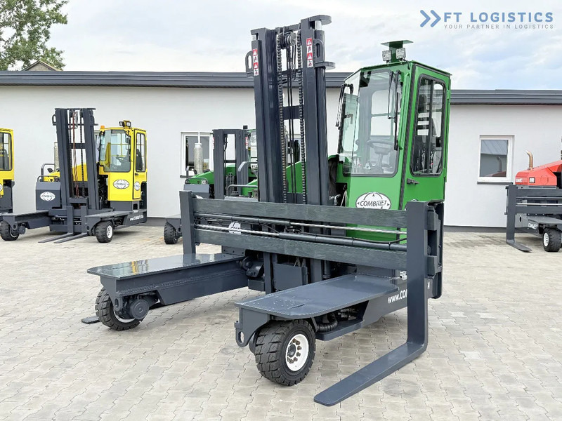 Combilift Combilift C4500 / DIESEL / DUPLEX 4000MM / WIDE FORK POSITIONER / HEATING / FULL CABIN / PERFECT CONDITION / Wide range of four- - 4-way reach truck: picture 3 Combilift Combilift C4500 / DIESEL / DUPLEX 4000MM / WIDE FORK POSITIONER / HEATING / FULL CABIN / PERFECT CONDITION / Wide range of four- - 4-way reach truck: picture 3