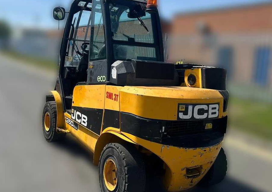 JCB TLT35D / 4X4 / DIESEL / 4100MM / CABIN / LIKE NEW - Telescopic handler: picture 5 JCB TLT35D / 4X4 / DIESEL / 4100MM / CABIN / LIKE NEW - Telescopic handler: picture 5