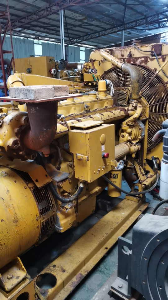 CATERPILLAR 3406 - Engine and parts for Bulldozer: picture 5 CATERPILLAR 3406 - Engine and parts for Bulldozer: picture 5